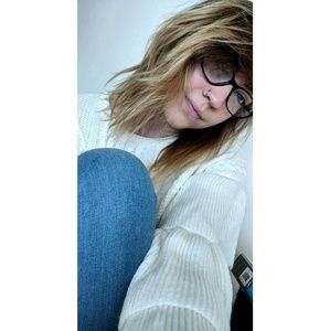 Meet your Posher, Rebecca